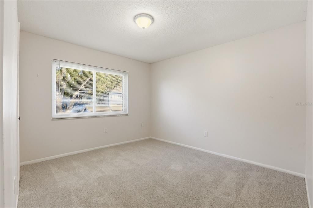 Active With Contract: $289,000 (3 beds, 2 baths, 1519 Square Feet)