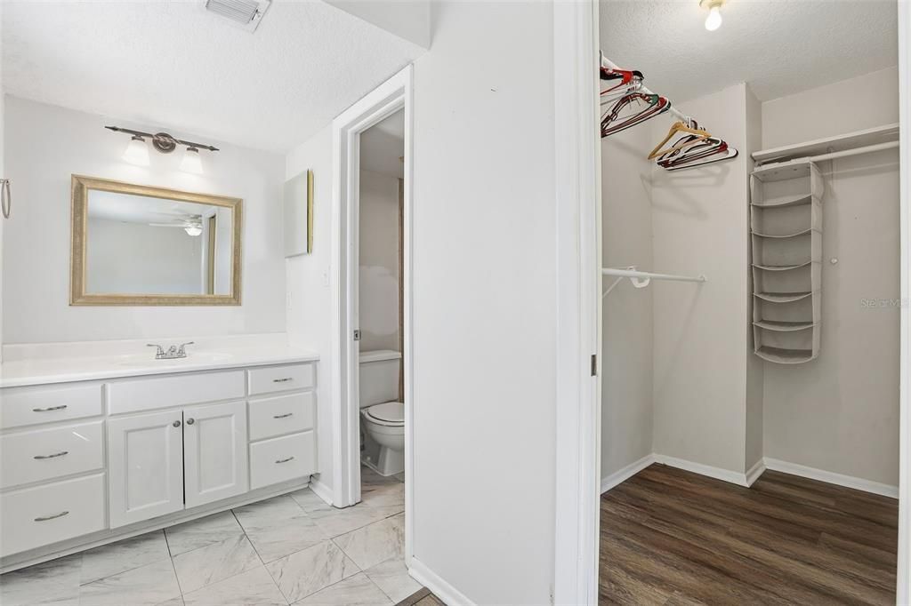 Active With Contract: $289,000 (3 beds, 2 baths, 1519 Square Feet)