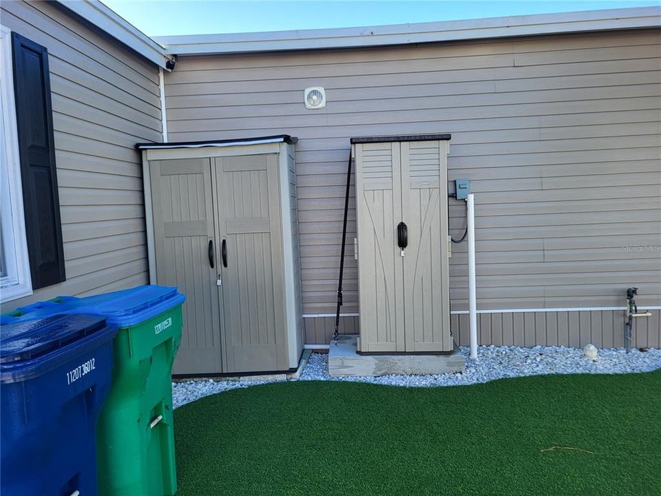 待售: $195,000 (2 贝兹, 2 浴室, 804 平方英尺)