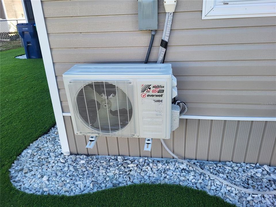 待售: $195,000 (2 贝兹, 2 浴室, 804 平方英尺)