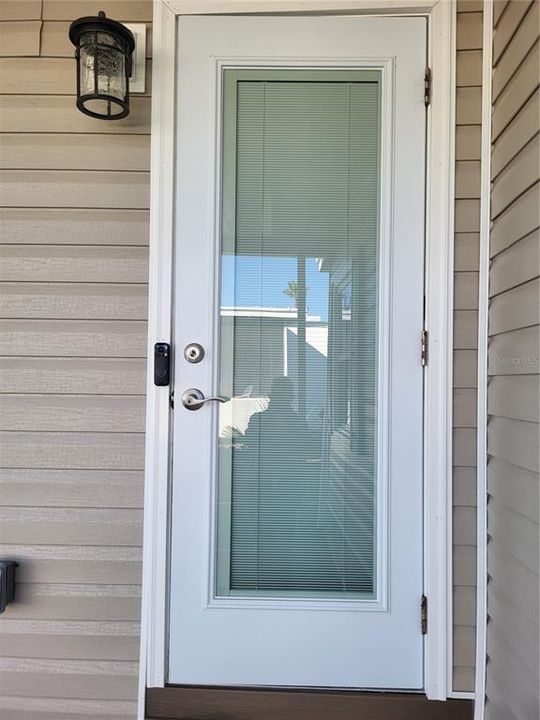 待售: $195,000 (2 贝兹, 2 浴室, 804 平方英尺)