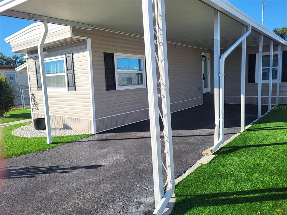 待售: $195,000 (2 贝兹, 2 浴室, 804 平方英尺)