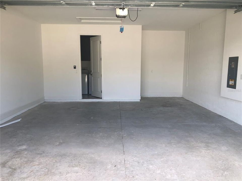 For Rent: $2,700 (2 beds, 2 baths, 1793 Square Feet)