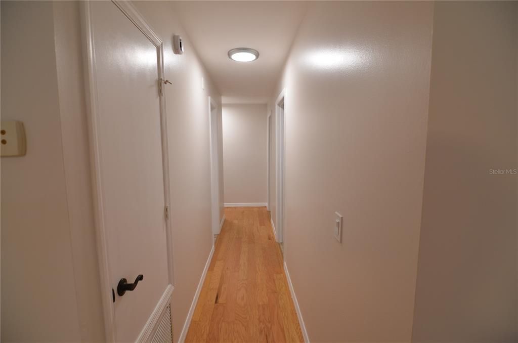 待售: $379,900 (3 贝兹, 2 浴室, 1107 平方英尺)