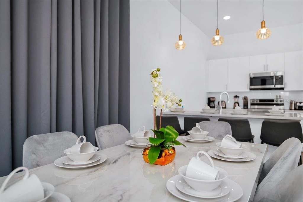 For Sale: $415,000 (5 beds, 4 baths, 2143 Square Feet)