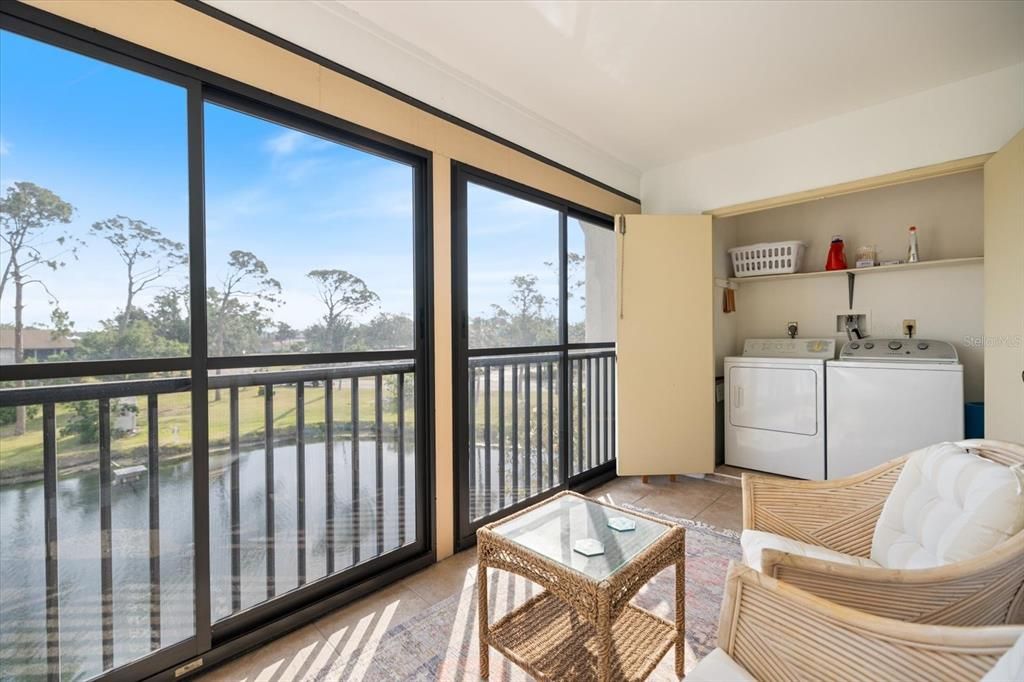 For Sale: $204,000 (1 beds, 1 baths, 763 Square Feet)