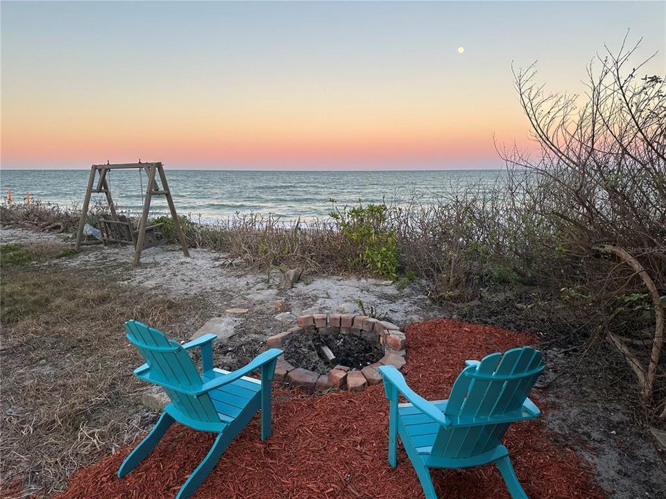 В аренду: $8,000 (3 спален, 2 ванн, 1300 Квадратных фут)