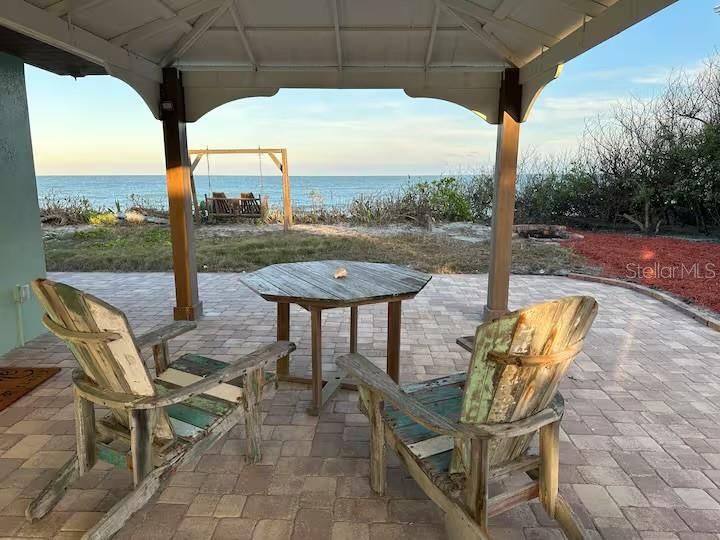 В аренду: $8,000 (3 спален, 2 ванн, 1300 Квадратных фут)