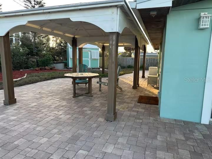 В аренду: $8,000 (3 спален, 2 ванн, 1300 Квадратных фут)