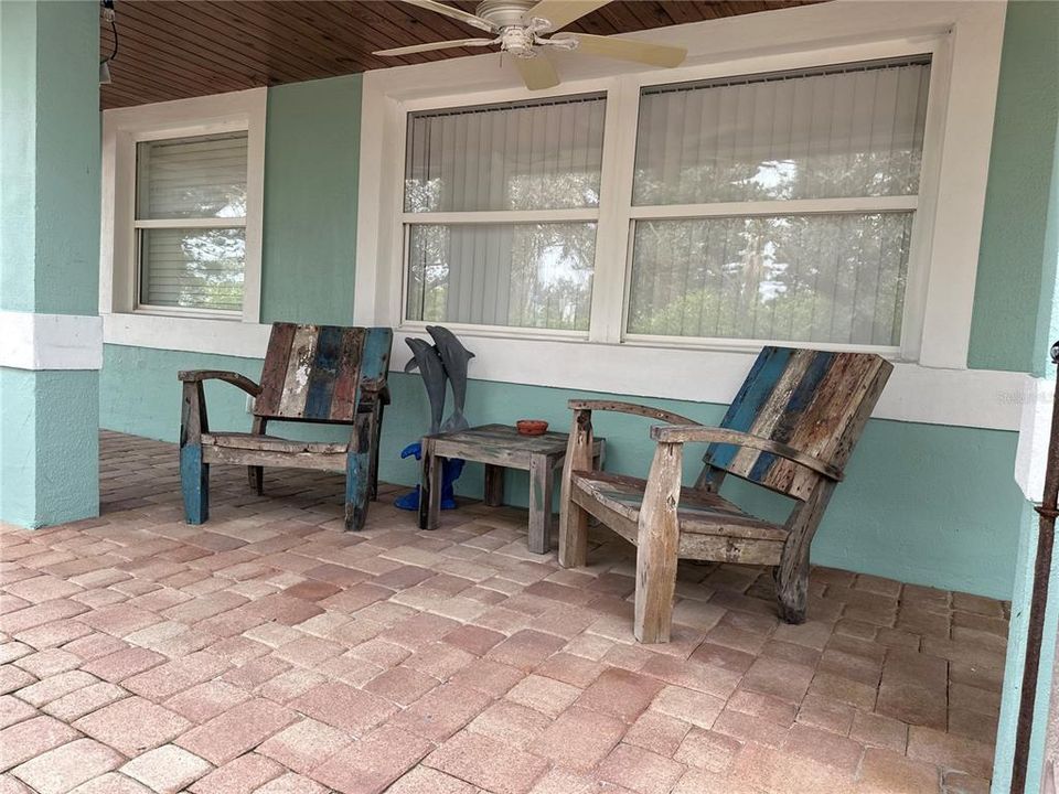 В аренду: $8,000 (3 спален, 2 ванн, 1300 Квадратных фут)