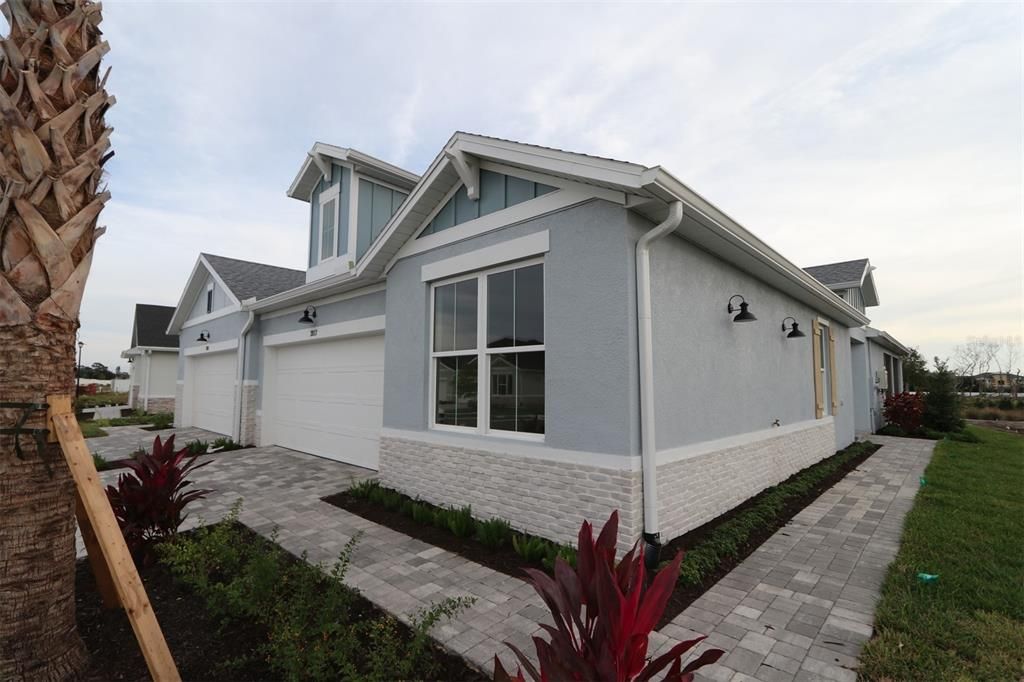 На продажу: $489,990 (2 спален, 2 ванн, 1542 Квадратных фут)