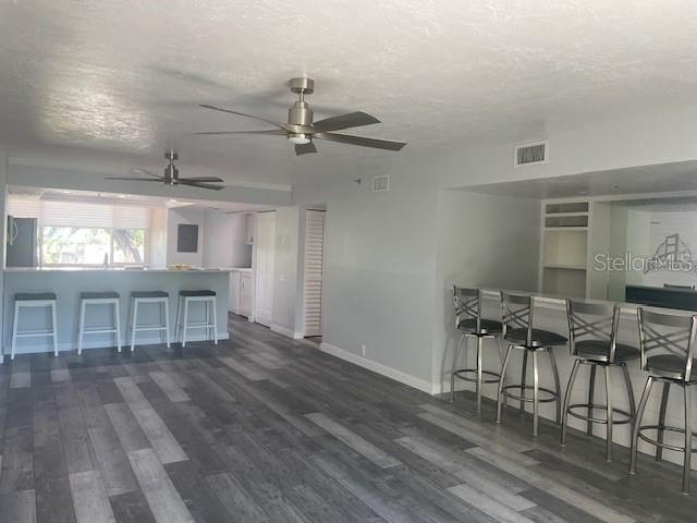 For Rent: $3,500 (2 beds, 2 baths, 1267 Square Feet)