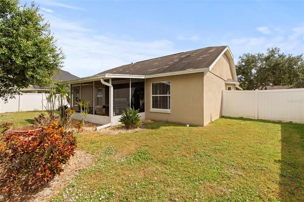 Activo con contrato: $349,999 (3 camas, 2 baños, 1486 Pies cuadrados)