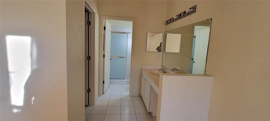 For Sale: $339,900 (3 beds, 2 baths, 1195 Square Feet)