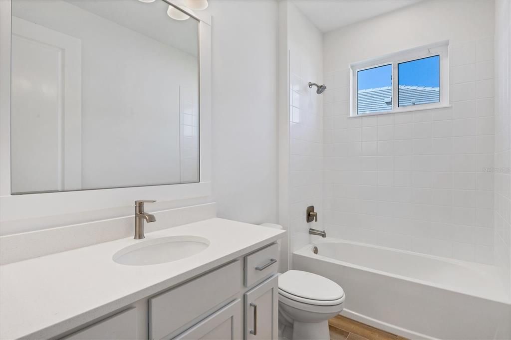 出租: $3,500 (3 贝兹, 2 浴室, 1764 平方英尺)