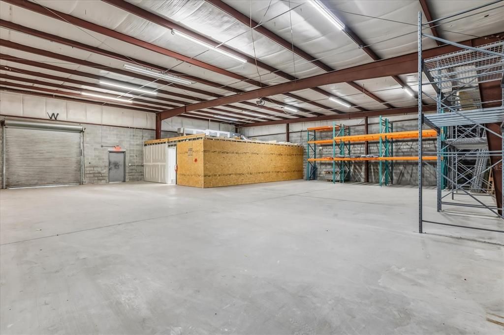 На продажу: $45,342 (0 спален, 0 ванн, 720 Квадратных фут)