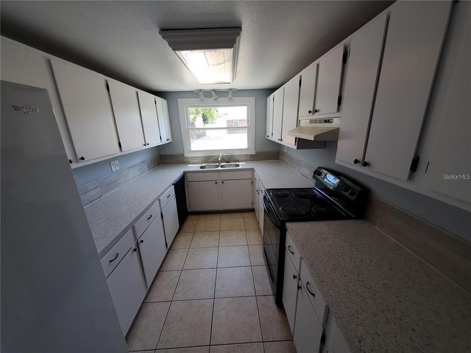 En Renta: $2,000 (3 camas, 2 baños, 1274 Pies cuadrados)