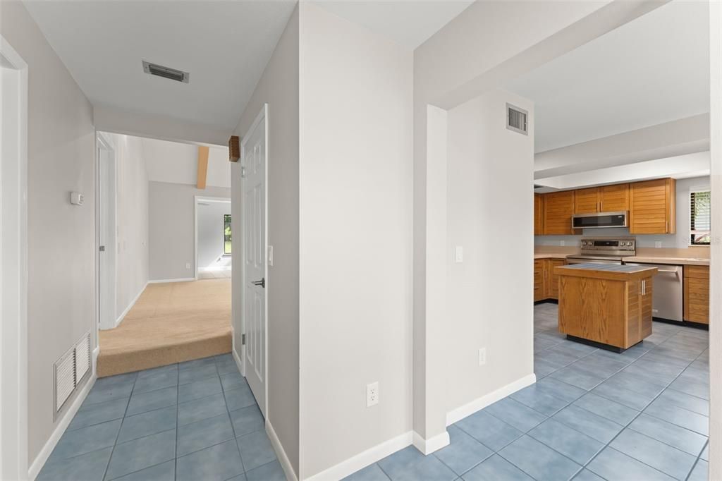 En Venta: $615,000 (2 camas, 2 baños, 1692 Pies cuadrados)