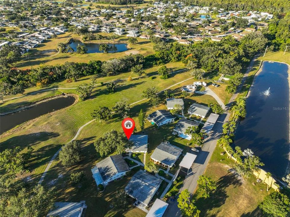 待售: $130,000 (2 贝兹, 2 浴室, 984 平方英尺)