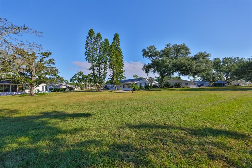 待售: $130,000 (2 贝兹, 2 浴室, 984 平方英尺)