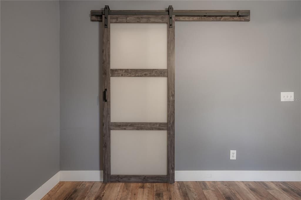 На продажу: $375,000 (3 спален, 2 ванн, 1124 Квадратных фут)