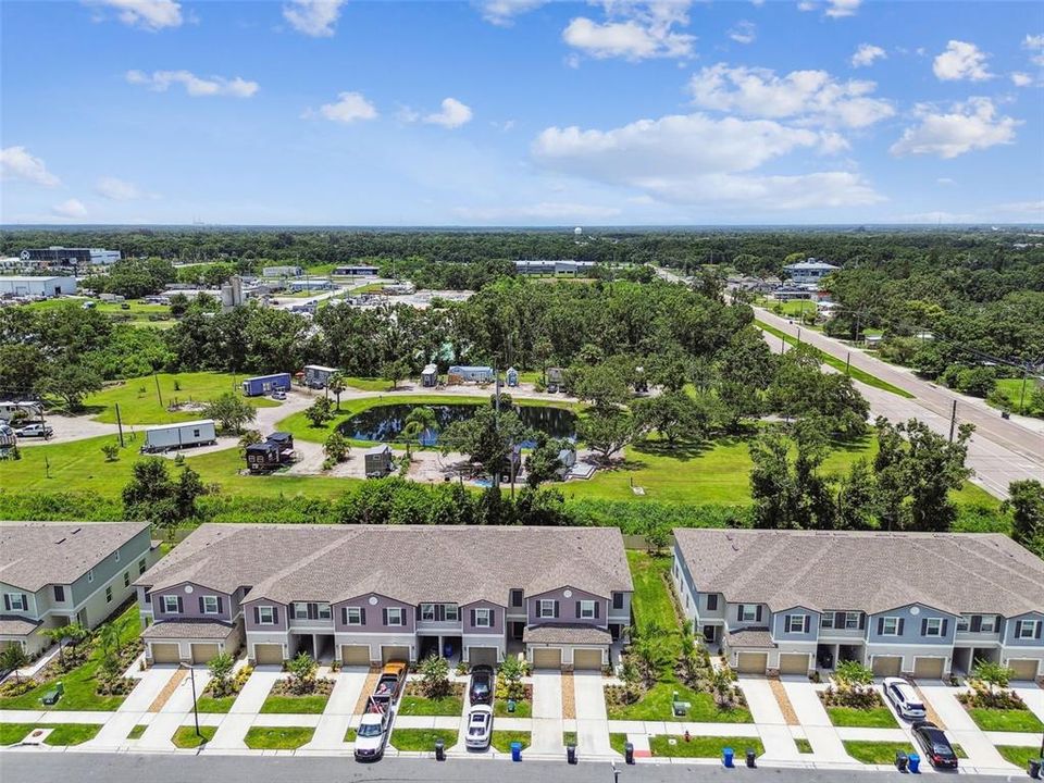 На продажу: $254,400 (2 спален, 2 ванн, 1532 Квадратных фут)