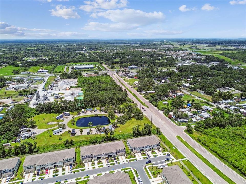 На продажу: $254,400 (2 спален, 2 ванн, 1532 Квадратных фут)