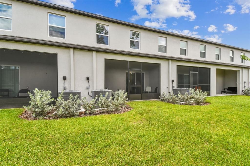 На продажу: $254,400 (2 спален, 2 ванн, 1532 Квадратных фут)