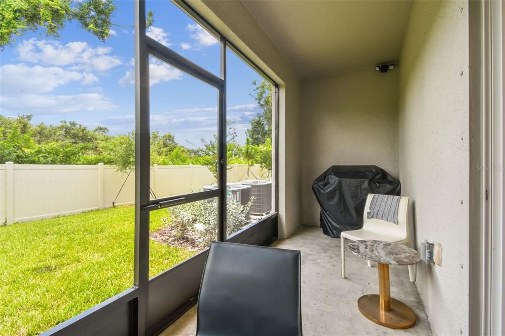 На продажу: $254,400 (2 спален, 2 ванн, 1532 Квадратных фут)