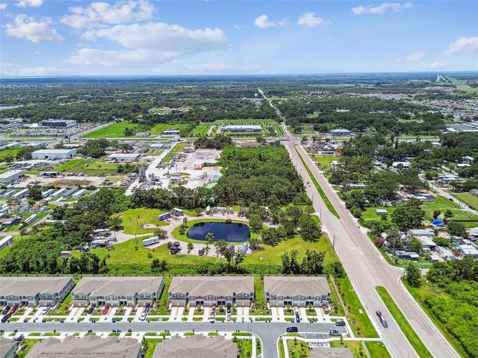 На продажу: $254,400 (2 спален, 2 ванн, 1532 Квадратных фут)