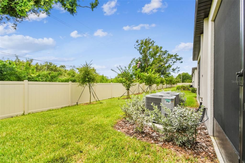 На продажу: $254,400 (2 спален, 2 ванн, 1532 Квадратных фут)