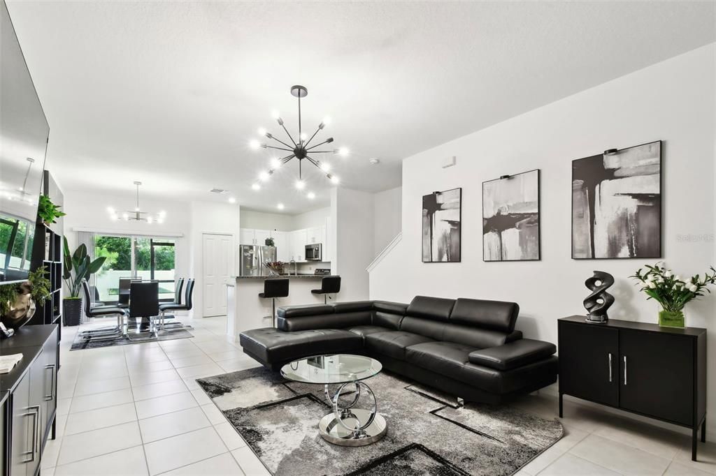 На продажу: $254,400 (2 спален, 2 ванн, 1532 Квадратных фут)