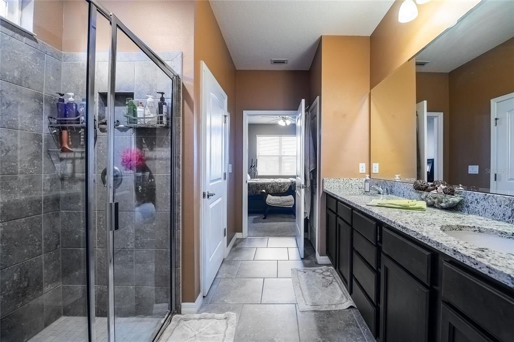 待售: $365,000 (3 贝兹, 2 浴室, 1710 平方英尺)