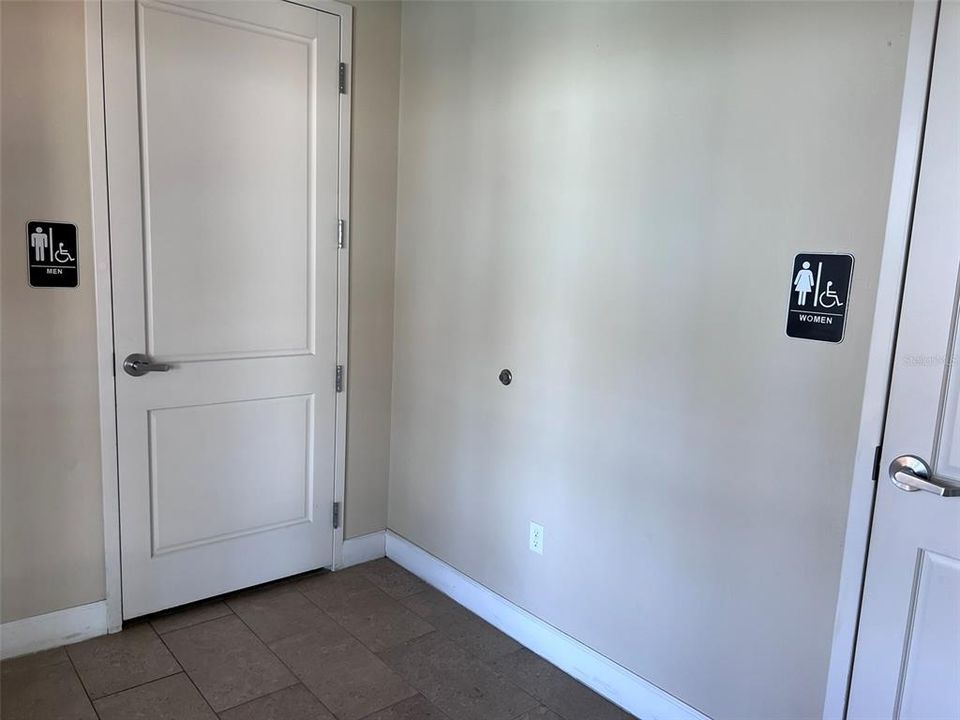 待售: $365,000 (3 贝兹, 2 浴室, 1710 平方英尺)