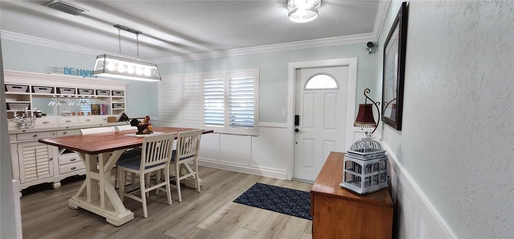 Active With Contract: $568,000 (4 beds, 3 baths, 2028 Square Feet)