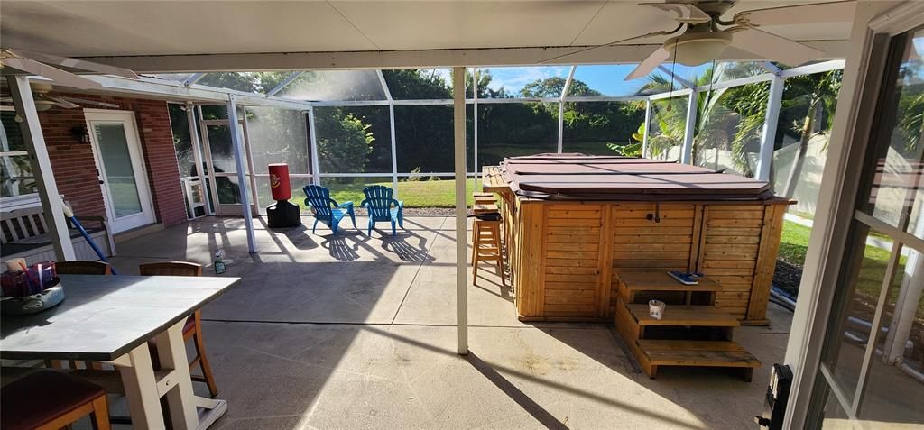 Active With Contract: $568,000 (4 beds, 3 baths, 2028 Square Feet)