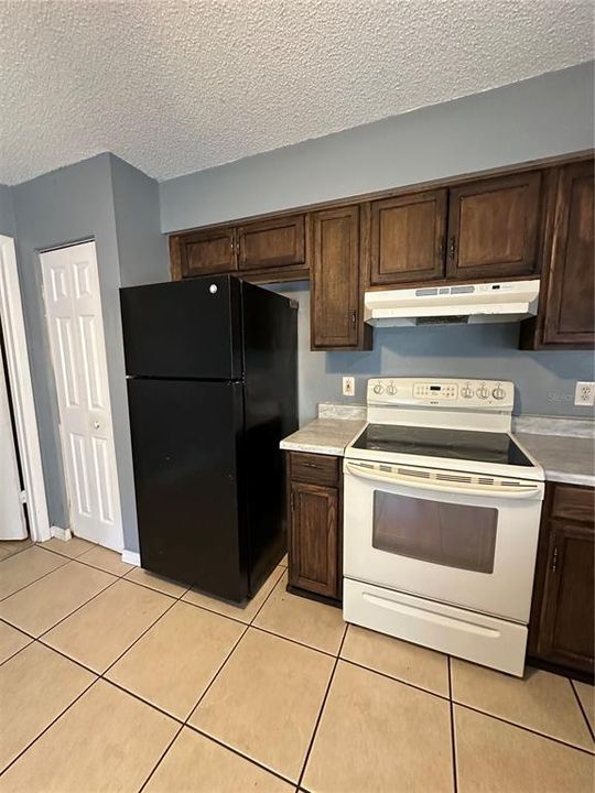 En Renta: $1,450 (2 camas, 1 baños, 1664 Pies cuadrados)