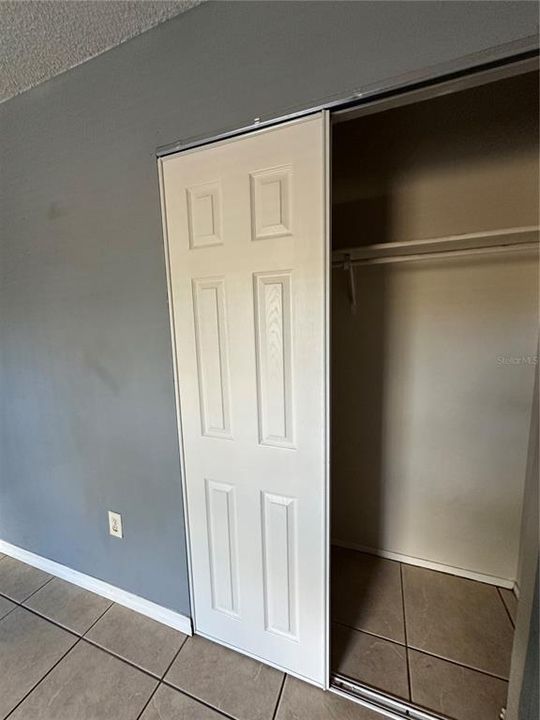 En Renta: $1,450 (2 camas, 1 baños, 1664 Pies cuadrados)