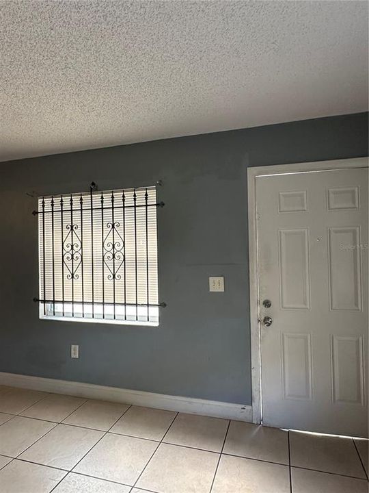 En Renta: $1,450 (2 camas, 1 baños, 1664 Pies cuadrados)