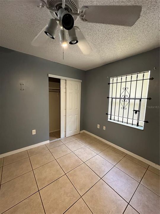 En Renta: $1,450 (2 camas, 1 baños, 1664 Pies cuadrados)