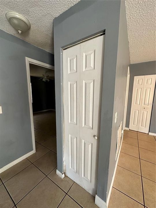 En Renta: $1,450 (2 camas, 1 baños, 1664 Pies cuadrados)