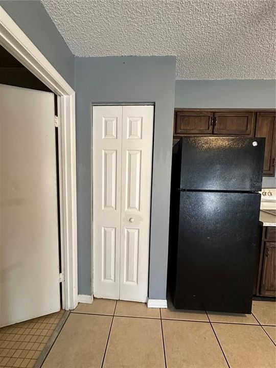 En Renta: $1,450 (2 camas, 1 baños, 1664 Pies cuadrados)