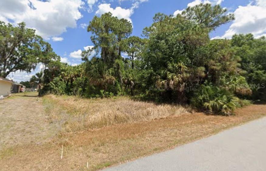 На продажу: $18,000 (0.23 acres)