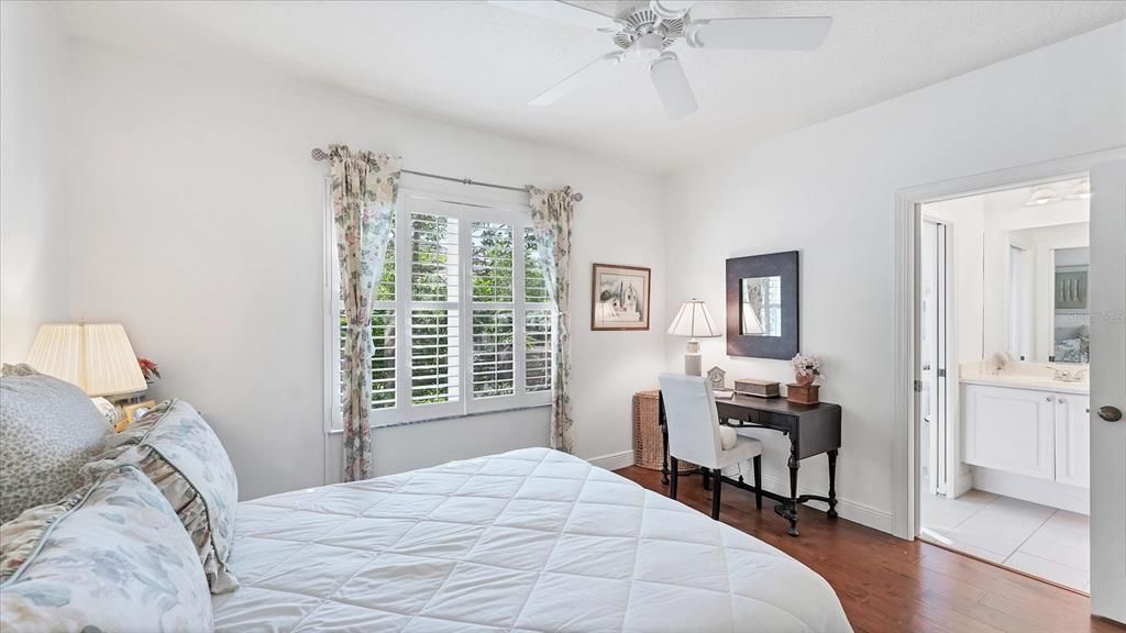 Activo con contrato: $1,425,000 (5 camas, 5 baños, 4882 Pies cuadrados)