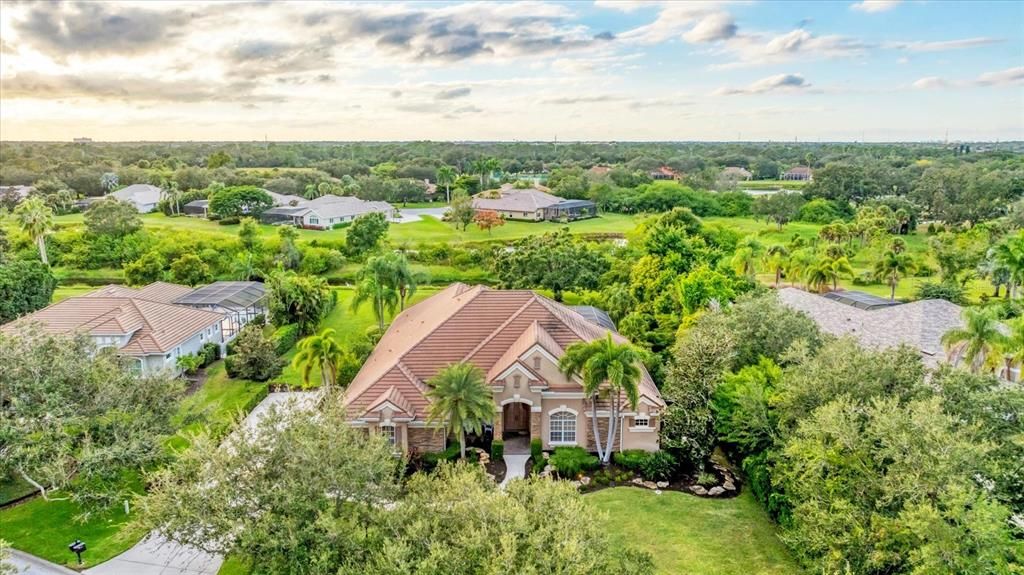 Activo con contrato: $1,425,000 (5 camas, 5 baños, 4882 Pies cuadrados)