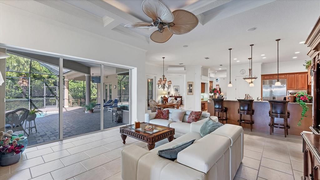 Activo con contrato: $1,425,000 (5 camas, 5 baños, 4882 Pies cuadrados)