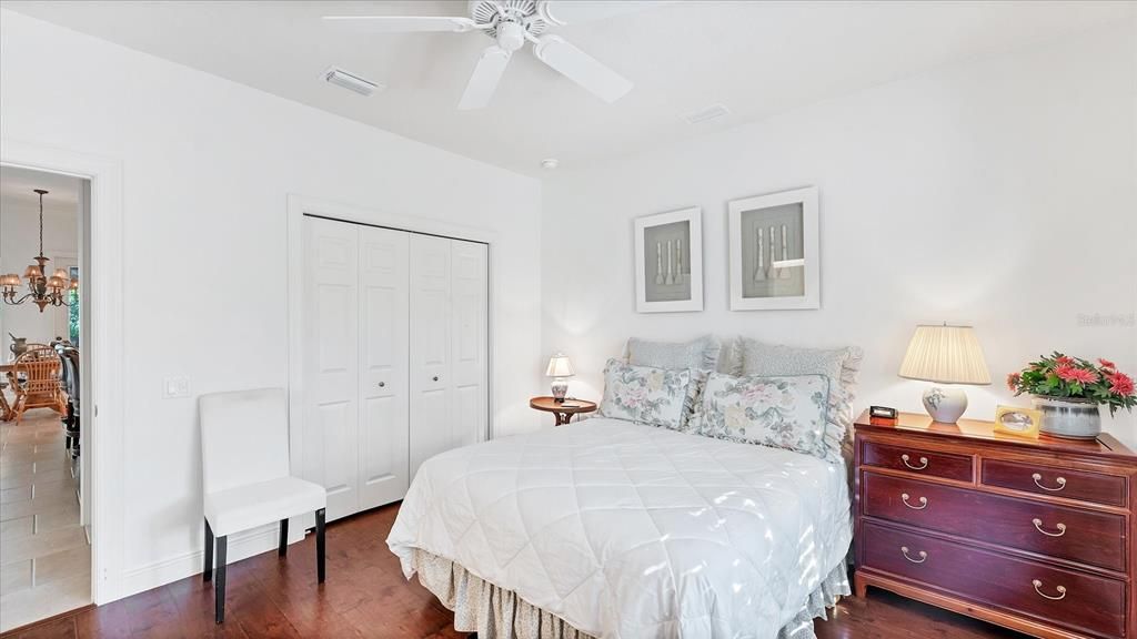 Activo con contrato: $1,425,000 (5 camas, 5 baños, 4882 Pies cuadrados)