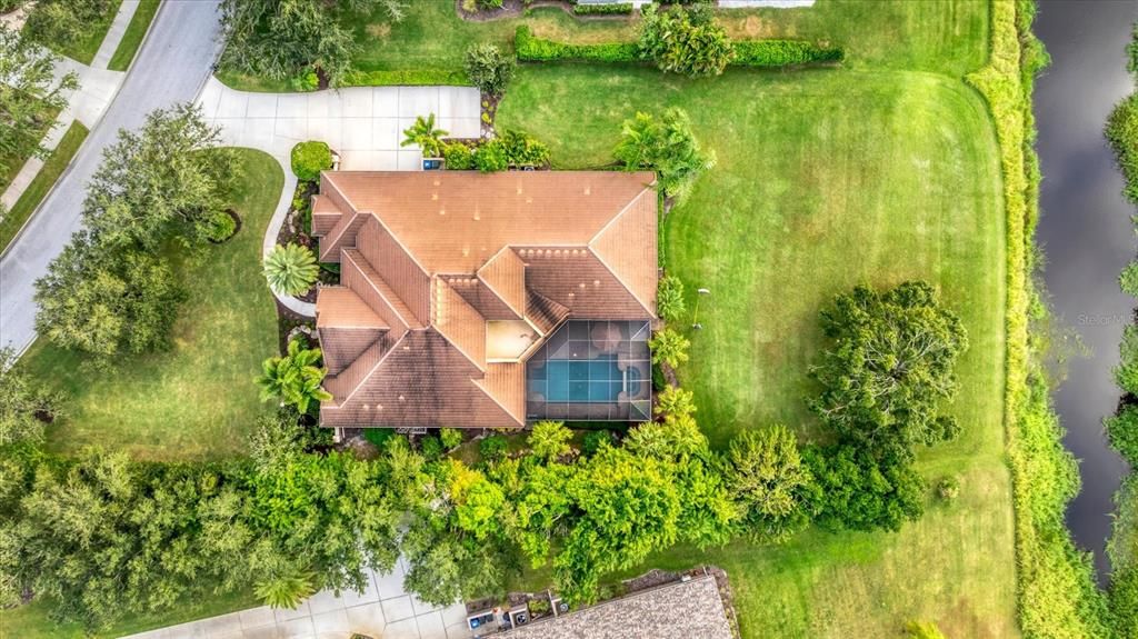 Activo con contrato: $1,425,000 (5 camas, 5 baños, 4882 Pies cuadrados)