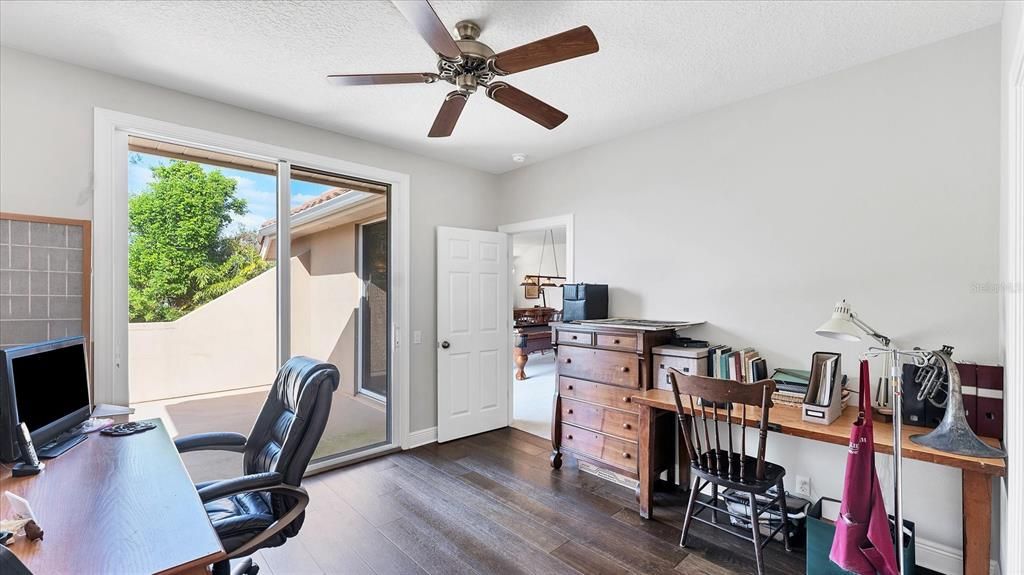 Activo con contrato: $1,425,000 (5 camas, 5 baños, 4882 Pies cuadrados)