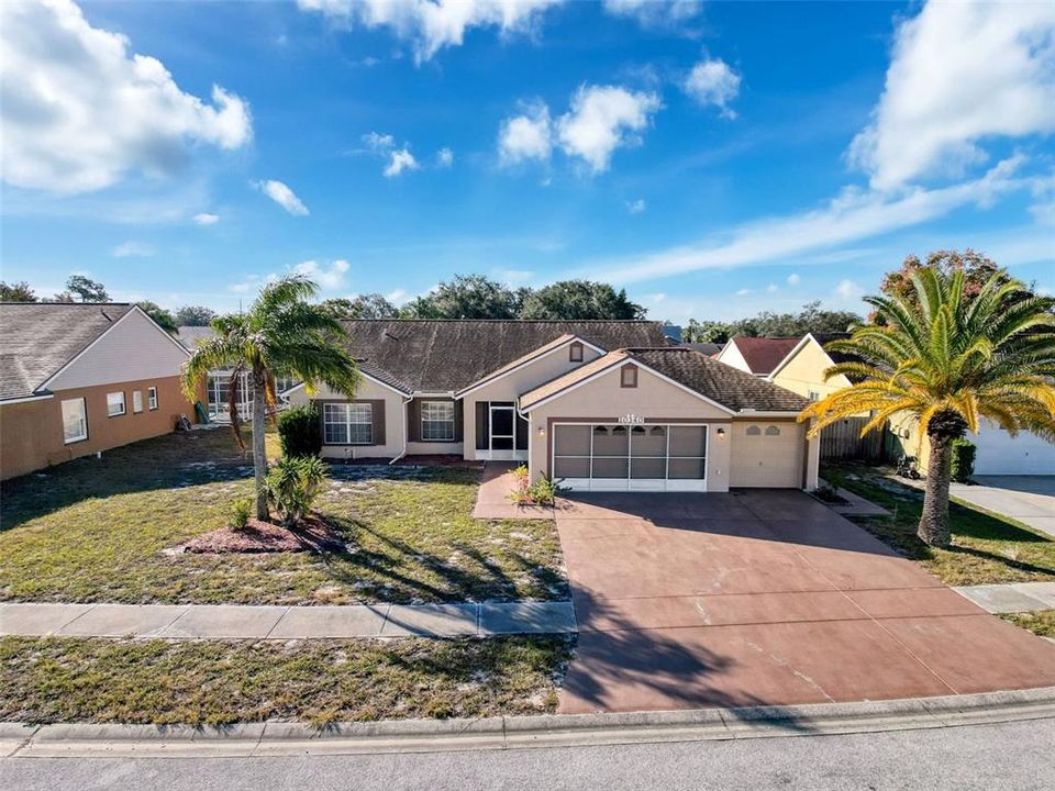 Active With Contract: $299,000 (3 beds, 2 baths, 1790 Square Feet)